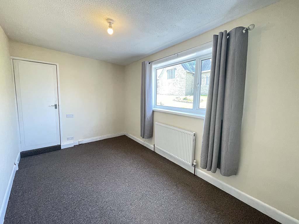 2 bedroom flat To Let in Barnoldswick - Bedroom One